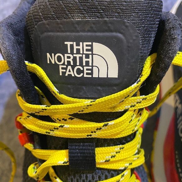 The North Face Activist Mid Future Light Hiking Boots Fiery Red RARE Color SZ 9 - Picture 4 of 10